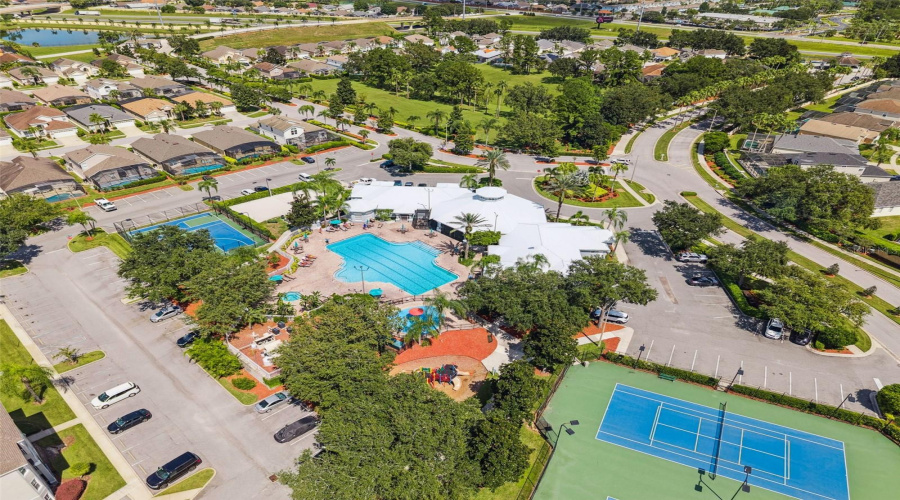 KISSIMMEE, Florida 34747, 3 Bedrooms Bedrooms, ,2 BathroomsBathrooms,Residential,For Sale,BUTTERFLY PALM,0,MFRS5135342