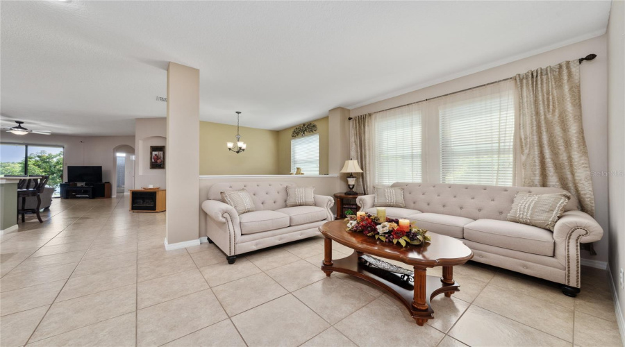 KISSIMMEE, Florida 34746, 4 Bedrooms Bedrooms, ,3 BathroomsBathrooms,Residential,For Sale,ORANGEBUD,0,MFRS5135542