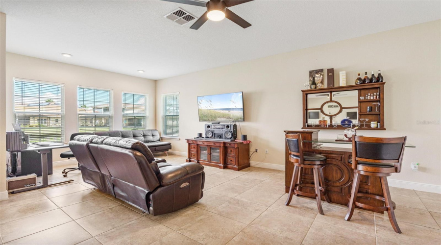 KISSIMMEE, Florida 34746, 5 Bedrooms Bedrooms, ,5 BathroomsBathrooms,Residential,For Sale,TERRALAGO,0,MFRO6347880