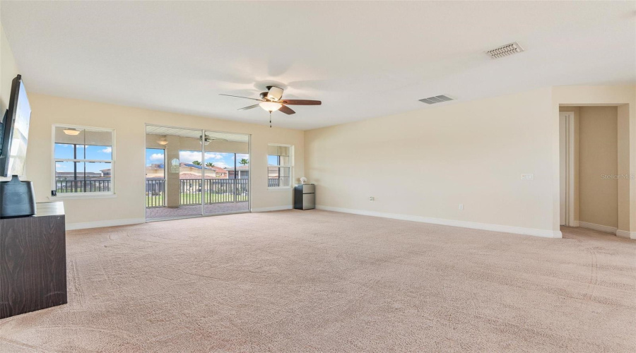 KISSIMMEE, Florida 34746, 5 Bedrooms Bedrooms, ,5 BathroomsBathrooms,Residential,For Sale,TERRALAGO,0,MFRO6347880