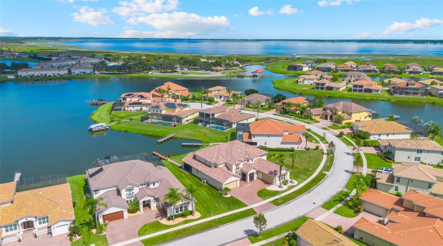 KISSIMMEE, Florida 34746, 5 Bedrooms Bedrooms, ,5 BathroomsBathrooms,Residential,For Sale,TERRALAGO,0,MFRO6347880