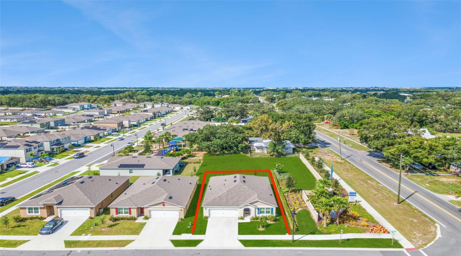 DAVENPORT, Florida 33837, 3 Bedrooms Bedrooms, ,2 BathroomsBathrooms,Residential,For Sale,DOE RUN,0,MFRO6346532