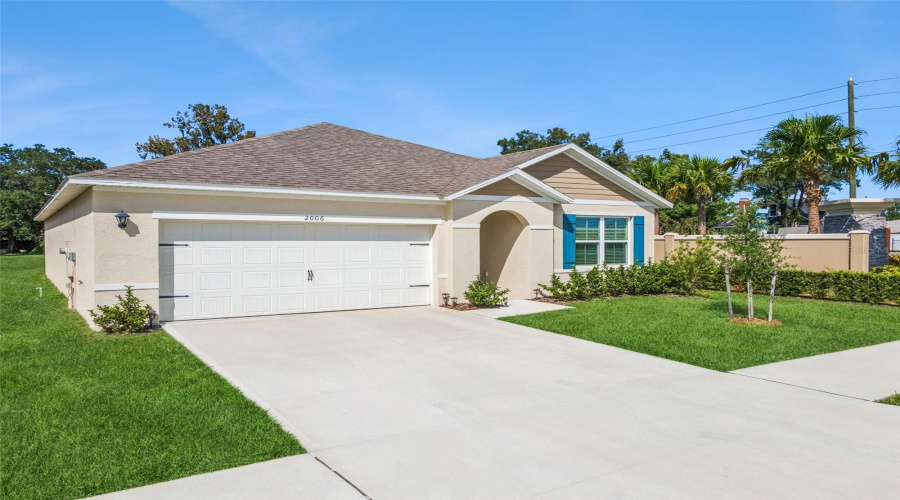 DAVENPORT, Florida 33837, 3 Bedrooms Bedrooms, ,2 BathroomsBathrooms,Residential,For Sale,DOE RUN,0,MFRO6346532