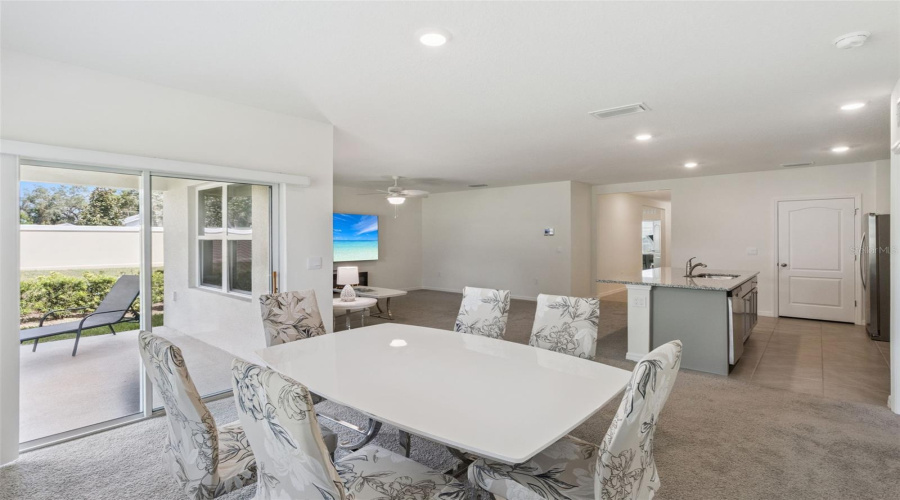 DAVENPORT, Florida 33837, 3 Bedrooms Bedrooms, ,2 BathroomsBathrooms,Residential,For Sale,DOE RUN,0,MFRO6346532