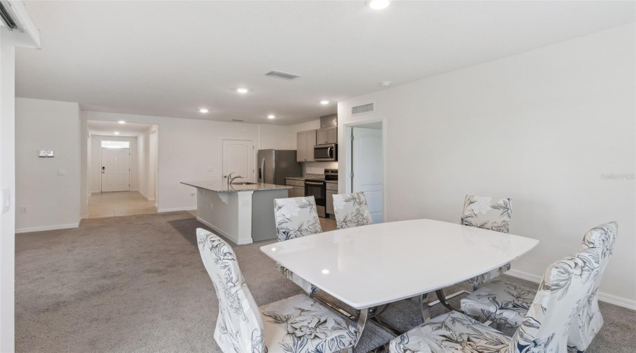 DAVENPORT, Florida 33837, 3 Bedrooms Bedrooms, ,2 BathroomsBathrooms,Residential,For Sale,DOE RUN,0,MFRO6346532