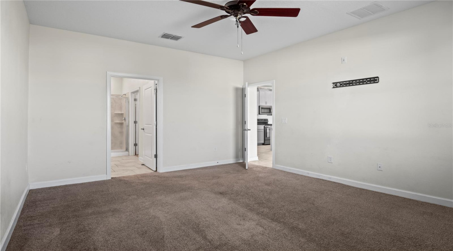DAVENPORT, Florida 33837, 3 Bedrooms Bedrooms, ,2 BathroomsBathrooms,Residential,For Sale,OAK MARSH,0,MFRG5102375
