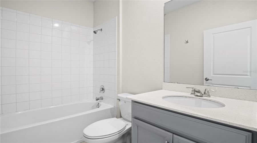 DAVENPORT, Florida 33837, 3 Bedrooms Bedrooms, ,2 BathroomsBathrooms,Residential,For Sale,OAK MARSH,0,MFRG5102375