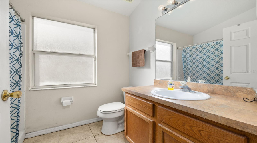 2nd Bathroom