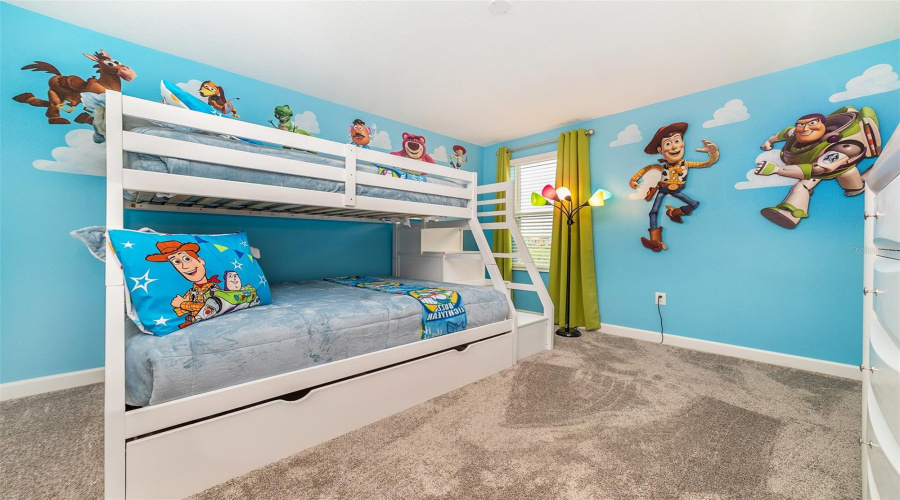 DAVENPORT, Florida 33896, 8 Bedrooms Bedrooms, ,5 BathroomsBathrooms,Residential,For Sale,PEBBLE BEACH,0,MFRO6347997