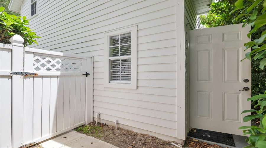 CELEBRATION, Florida 34747, 6 Bedrooms Bedrooms, ,4 BathroomsBathrooms,Residential,For Sale,LONGVIEW,0,MFRO6347988