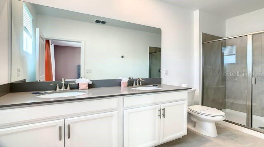 KISSIMMEE, Florida 34746, 6 Bedrooms Bedrooms, ,5 BathroomsBathrooms,Residential,For Sale,PROLOGUE,0,MFRO6346620