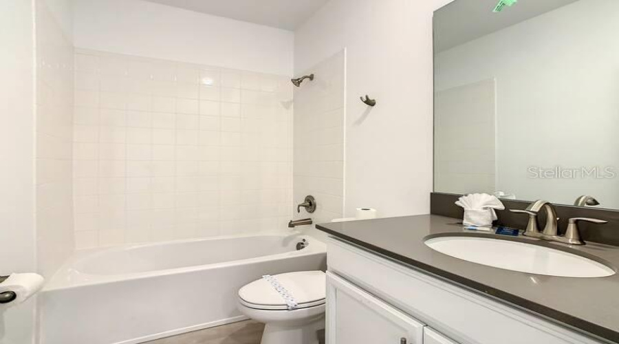 KISSIMMEE, Florida 34746, 6 Bedrooms Bedrooms, ,5 BathroomsBathrooms,Residential,For Sale,PROLOGUE,0,MFRO6346620