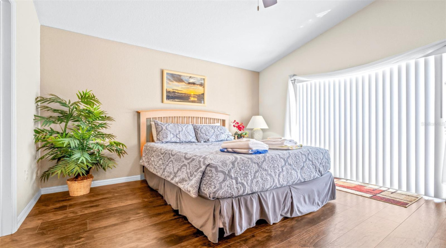 DAVENPORT, Florida 33896, 4 Bedrooms Bedrooms, ,3 BathroomsBathrooms,Residential,For Sale,RESERVE,0,MFRP4934910