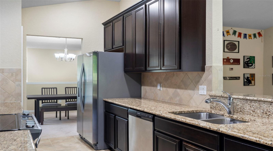 DAVENPORT, Florida 33896, 2 Bedrooms Bedrooms, ,2 BathroomsBathrooms,Residential,For Sale,BELLA ROSE,0,MFRV4944312
