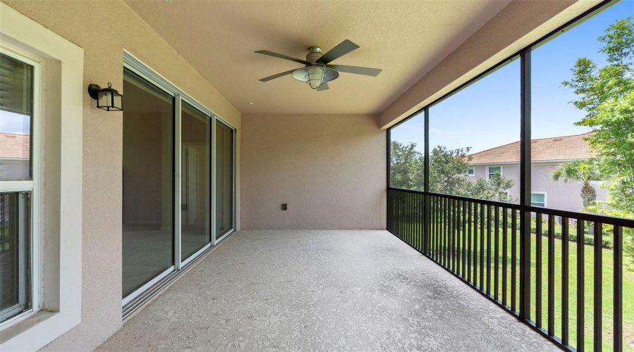 Large lanai screened in.