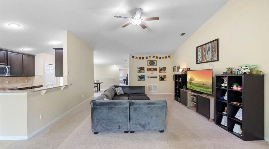 DAVENPORT, Florida 33896, 2 Bedrooms Bedrooms, ,2 BathroomsBathrooms,Residential,For Sale,BELLA ROSE,0,MFRV4944312