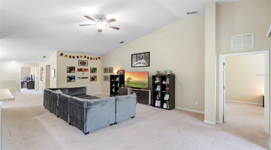 DAVENPORT, Florida 33896, 2 Bedrooms Bedrooms, ,2 BathroomsBathrooms,Residential,For Sale,BELLA ROSE,0,MFRV4944312