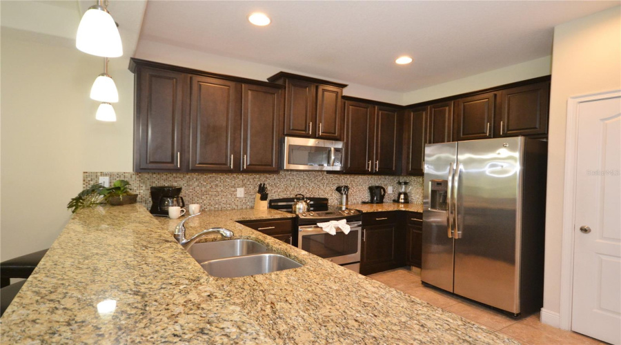 DAVENPORT, Florida 33896, 3 Bedrooms Bedrooms, ,2 BathroomsBathrooms,Residential,For Sale,ROSEVILLE,0,MFRS5134635