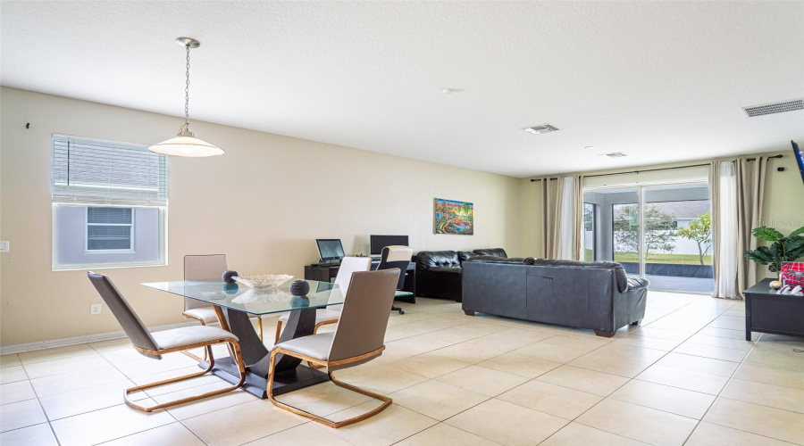 KISSIMMEE, Florida 34746, 3 Bedrooms Bedrooms, ,2 BathroomsBathrooms,Residential,For Sale,CREEKMORE,0,MFRO6348392