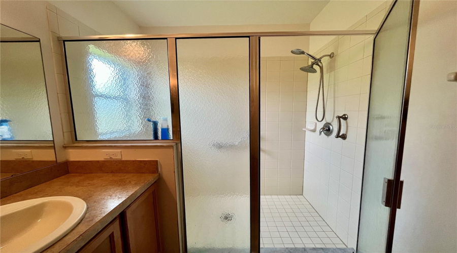 KISSIMMEE, Florida 34746, 4 Bedrooms Bedrooms, ,2 BathroomsBathrooms,Residential,For Sale,KEY COLONY,0,MFRS5135448