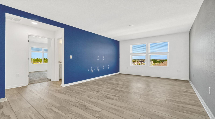 DAVENPORT, Florida 33837, 5 Bedrooms Bedrooms, ,3 BathroomsBathrooms,Residential,For Sale,SUGARWOOD,0,MFRS5125361