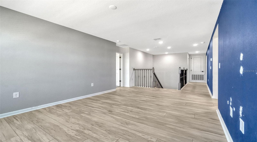 DAVENPORT, Florida 33837, 5 Bedrooms Bedrooms, ,3 BathroomsBathrooms,Residential,For Sale,SUGARWOOD,0,MFRS5125361