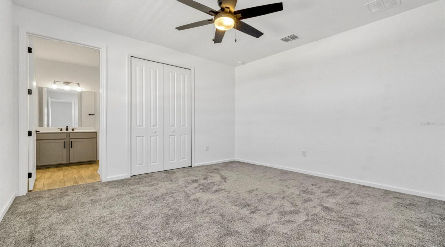 DAVENPORT, Florida 33837, 5 Bedrooms Bedrooms, ,3 BathroomsBathrooms,Residential,For Sale,SUGARWOOD,0,MFRS5125361