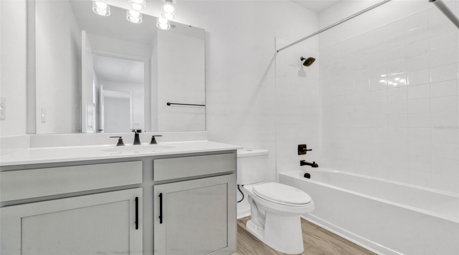 DAVENPORT, Florida 33837, 5 Bedrooms Bedrooms, ,3 BathroomsBathrooms,Residential,For Sale,SUGARWOOD,0,MFRS5125361