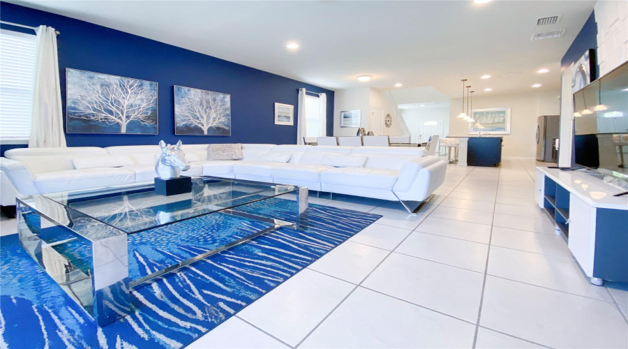 KISSIMMEE, Florida 34747, 7 Bedrooms Bedrooms, ,5 BathroomsBathrooms,Residential,For Sale,ZURICH,0,MFRO6348445