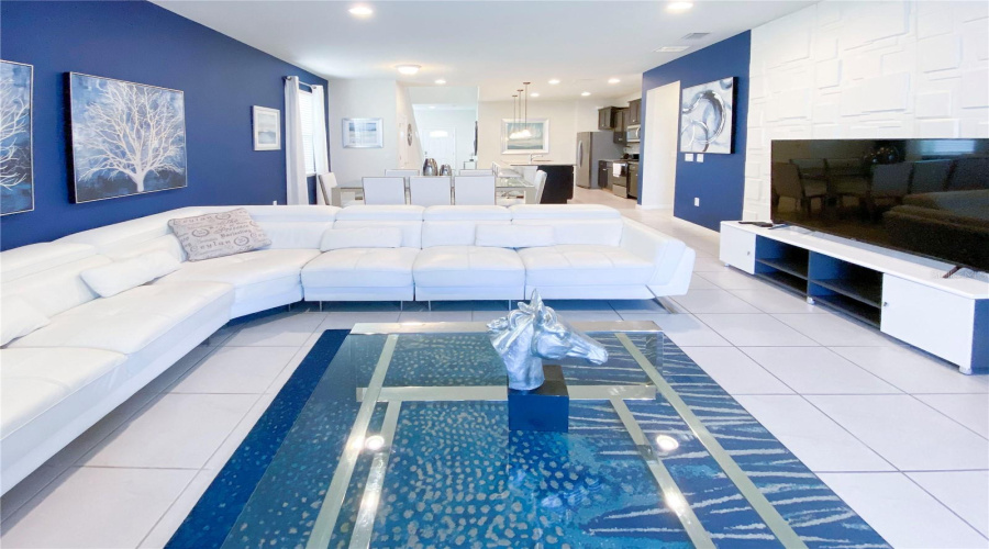 KISSIMMEE, Florida 34747, 7 Bedrooms Bedrooms, ,5 BathroomsBathrooms,Residential,For Sale,ZURICH,0,MFRO6348445