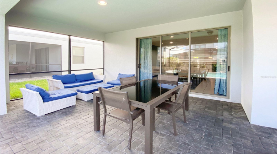 KISSIMMEE, Florida 34747, 7 Bedrooms Bedrooms, ,5 BathroomsBathrooms,Residential,For Sale,ZURICH,0,MFRO6348445