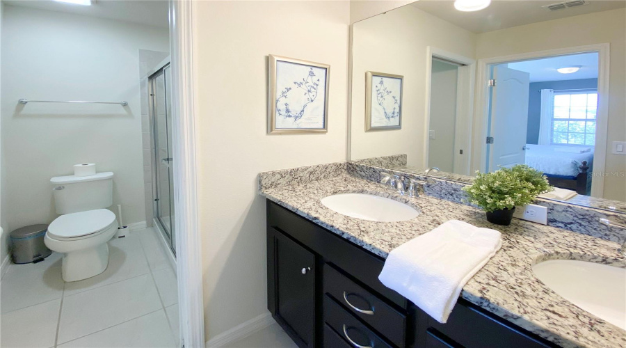 KISSIMMEE, Florida 34747, 7 Bedrooms Bedrooms, ,5 BathroomsBathrooms,Residential,For Sale,ZURICH,0,MFRO6348445
