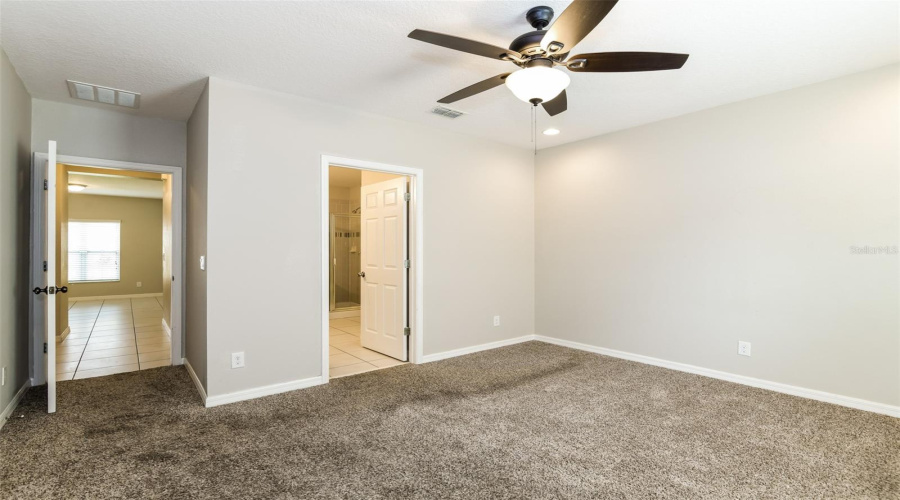 DAVENPORT, Florida 33837, 4 Bedrooms Bedrooms, ,2 BathroomsBathrooms,Residential,For Sale,WHISPERING PINES,0,MFRO6348328