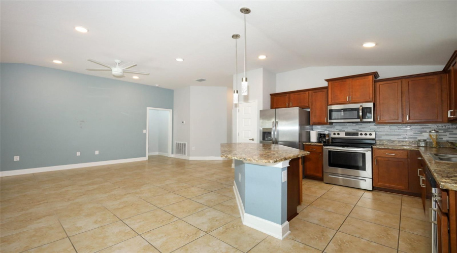 DAVENPORT, Florida 33837, 3 Bedrooms Bedrooms, ,2 BathroomsBathrooms,Residential,For Sale,CITRUS LANDINGS,0,MFRO6315422