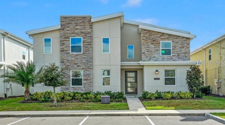 KISSIMMEE, Florida 34746, 8 Bedrooms Bedrooms, ,5 BathroomsBathrooms,Residential,For Sale,TARGET,0,MFRO6348668