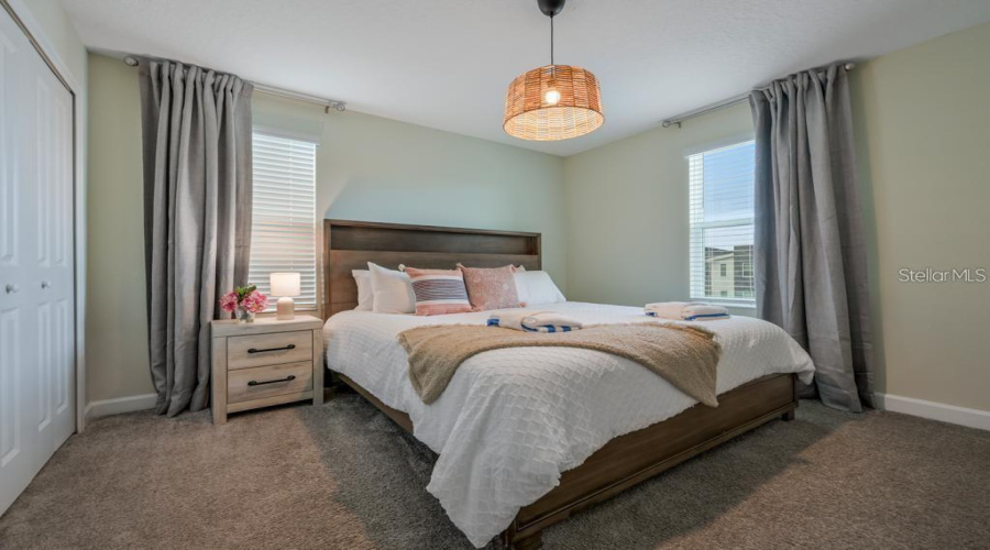 KISSIMMEE, Florida 34746, 8 Bedrooms Bedrooms, ,5 BathroomsBathrooms,Residential,For Sale,TARGET,0,MFRO6348668