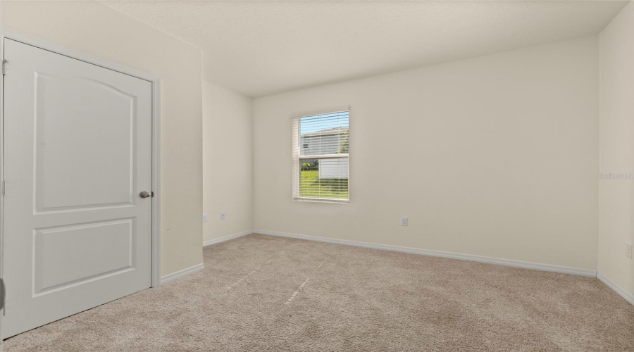 DAVENPORT, Florida 33837, 5 Bedrooms Bedrooms, ,3 BathroomsBathrooms,Residential,For Sale,LILY,0,MFRS5135690