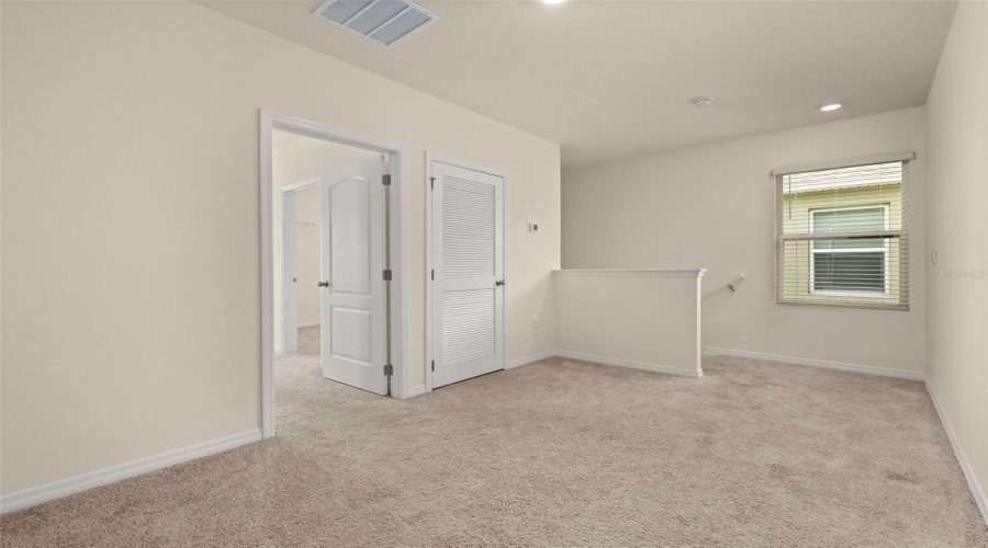 DAVENPORT, Florida 33837, 5 Bedrooms Bedrooms, ,3 BathroomsBathrooms,Residential,For Sale,LILY,0,MFRS5135690