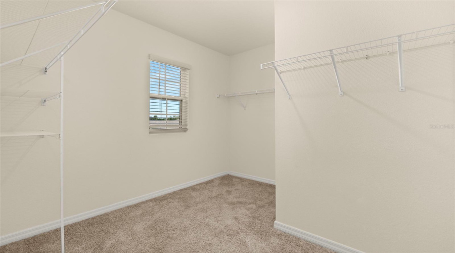 DAVENPORT, Florida 33837, 5 Bedrooms Bedrooms, ,3 BathroomsBathrooms,Residential,For Sale,LILY,0,MFRS5135690