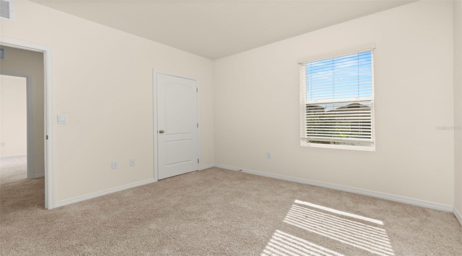 DAVENPORT, Florida 33837, 5 Bedrooms Bedrooms, ,3 BathroomsBathrooms,Residential,For Sale,LILY,0,MFRS5135690