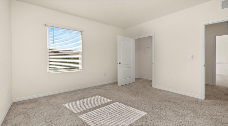 DAVENPORT, Florida 33837, 5 Bedrooms Bedrooms, ,3 BathroomsBathrooms,Residential,For Sale,LILY,0,MFRS5135690