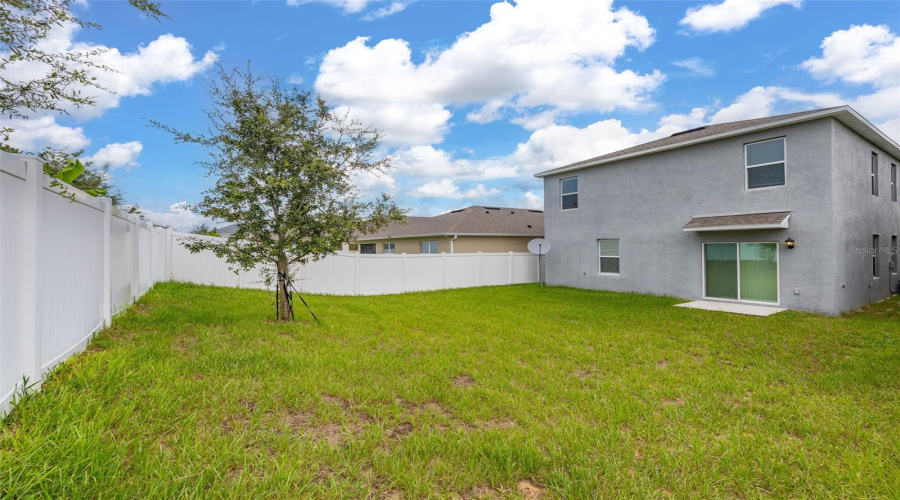 DAVENPORT, Florida 33837, 5 Bedrooms Bedrooms, ,3 BathroomsBathrooms,Residential,For Sale,LILY,0,MFRS5135690