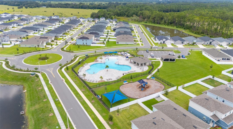 DAVENPORT, Florida 33837, 5 Bedrooms Bedrooms, ,3 BathroomsBathrooms,Residential,For Sale,LILY,0,MFRS5135690