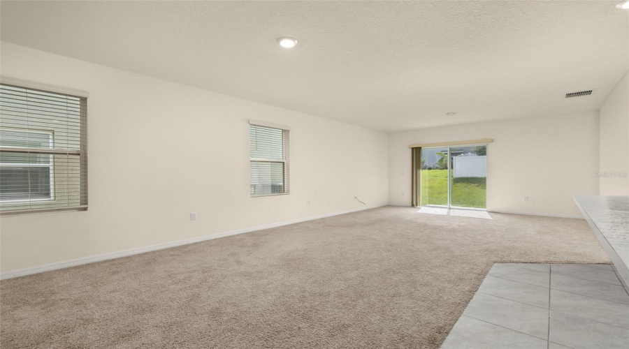 DAVENPORT, Florida 33837, 5 Bedrooms Bedrooms, ,3 BathroomsBathrooms,Residential,For Sale,LILY,0,MFRS5135690