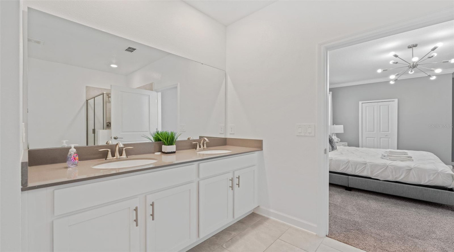 KISSIMMEE, Florida 34746, 9 Bedrooms Bedrooms, ,5 BathroomsBathrooms,Residential,For Sale,PENELOPE,0,MFRS5135658