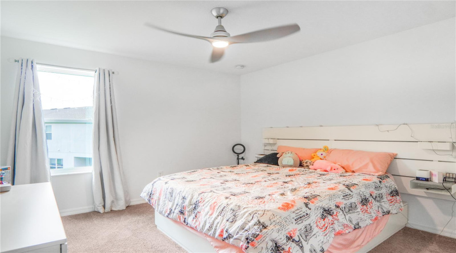 KISSIMMEE, Florida 34746, 4 Bedrooms Bedrooms, ,3 BathroomsBathrooms,Residential,For Sale,BEAU,0,MFRO6348560