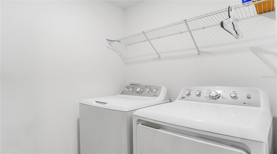 KISSIMMEE, Florida 34746, 4 Bedrooms Bedrooms, ,3 BathroomsBathrooms,Residential,For Sale,BEAU,0,MFRO6348560