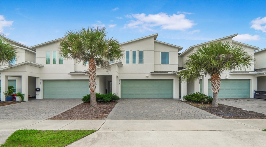 KISSIMMEE, Florida 34746, 4 Bedrooms Bedrooms, ,3 BathroomsBathrooms,Residential,For Sale,BEAU,0,MFRO6348560
