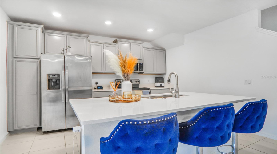 KISSIMMEE, Florida 34746, 4 Bedrooms Bedrooms, ,3 BathroomsBathrooms,Residential,For Sale,BEAU,0,MFRO6348560