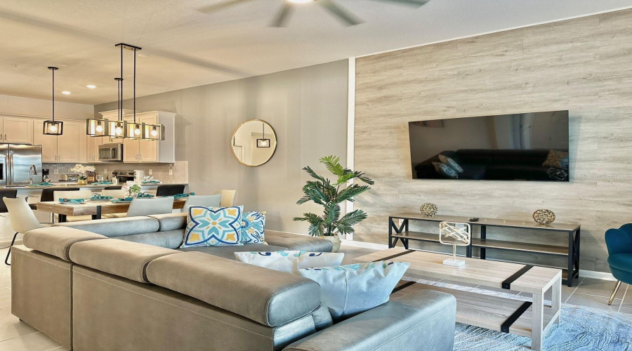 DAVENPORT, Florida 33896, 2 Bedrooms Bedrooms, ,2 BathroomsBathrooms,Residential,For Sale,CABOT CLIFFS,0,MFRO6348056